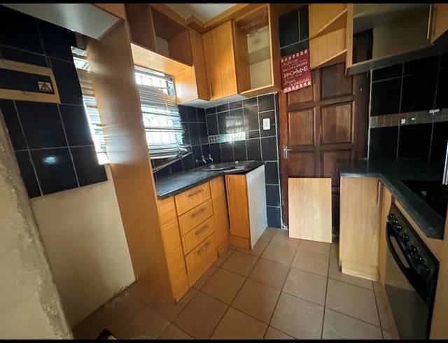 2 BEDROOM PROPERTY TO RENT IN SOSHANGUVE VV